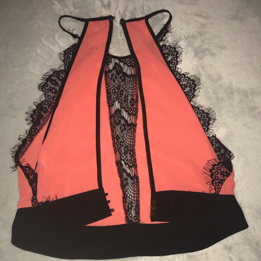Blouse. - Picture 2 of 4